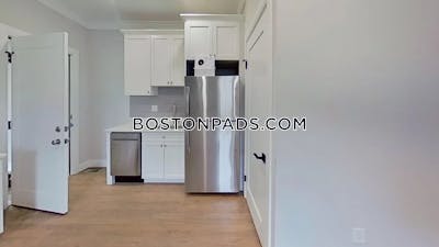 Roxbury 2 Bed 1 Bath BOSTON Boston - $2,850 No Fee