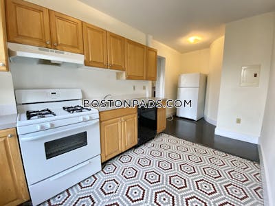 Fenway/kenmore large 3 Bed 1 Bath on Park Dr. in Boston Boston - $5,495
