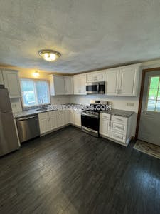 Revere Apartment for rent 3 Bedrooms 1.5 Baths - $2,700 No Fee